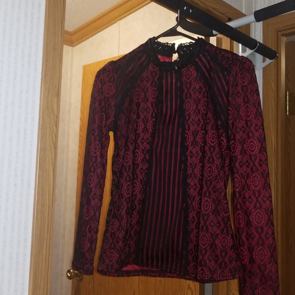 Mock-neck lace top